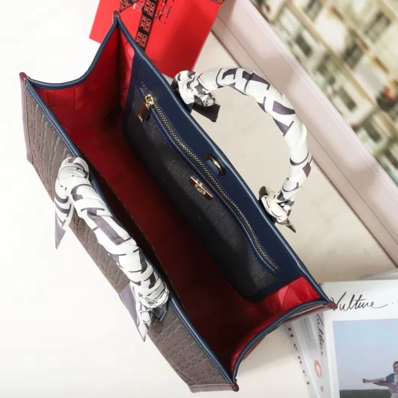 CH High Quality Fashion Square Large Capacity Tote Bag Daily Commuter Tote Bag Premium Multifunctional Women's Crossbody Bag