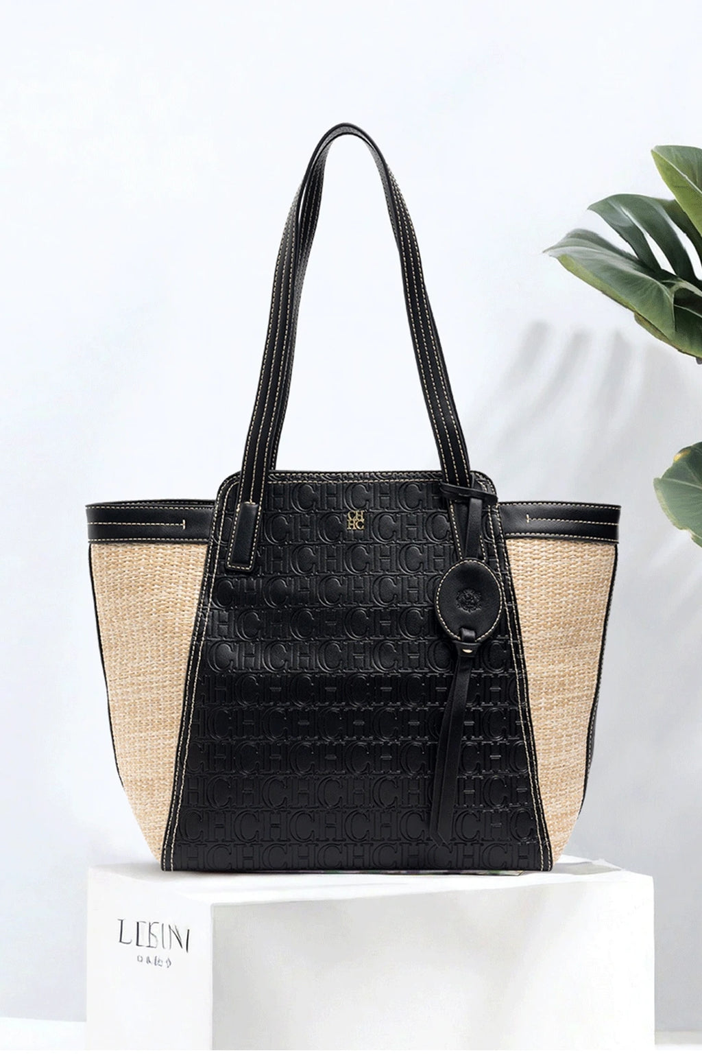 CH Classic High Quality Women's Shoulder Bag Crossbody Bag Fashion Multi functional Women's Light Luxury Handbag Large