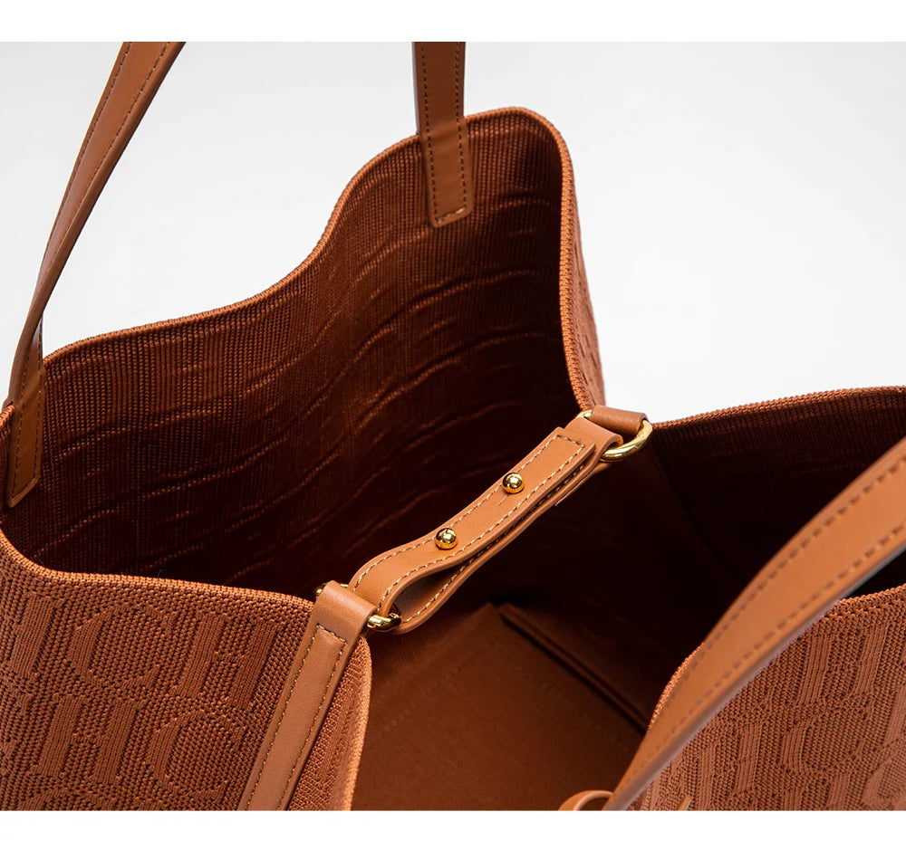 CH Women's Handbag Fashion Classic New Solid Color Letter Design Women's Handbag High Quality Craftsmanship Large Capacity