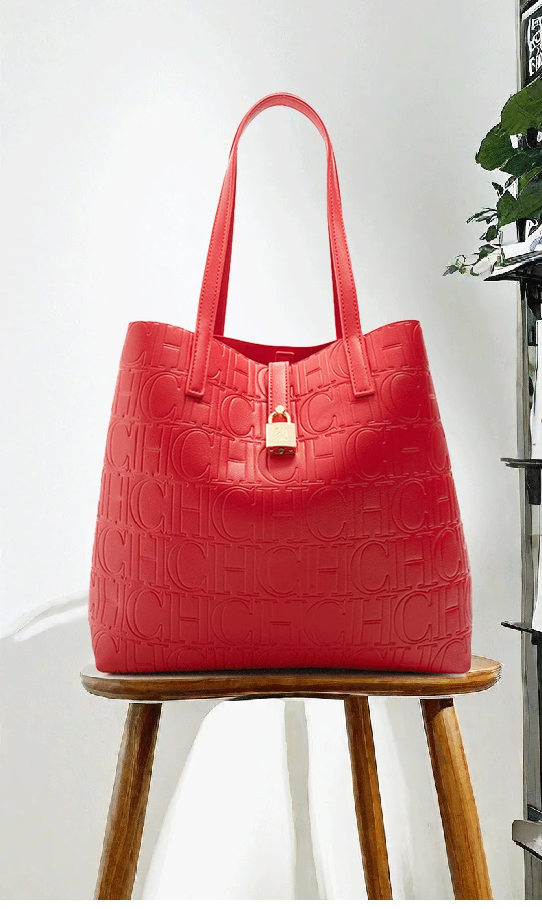 Exquisite Letter Pattern Design Large Capacity Simple Style Women's Handbag Portable Multifunctional Fashionable Crossbody Bag
