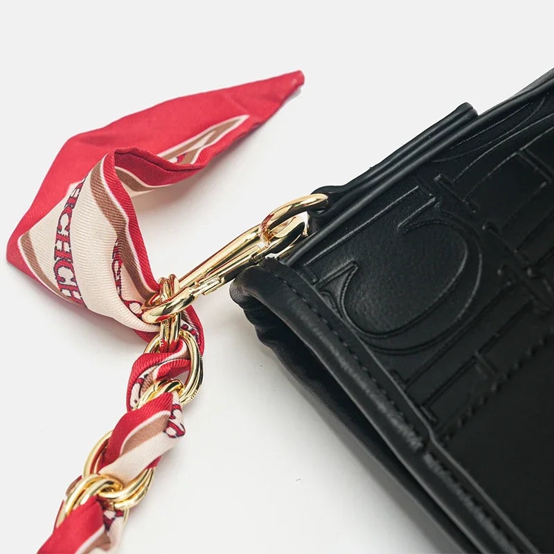 CH Fashion Chain Colour-Block Letter Print Wrap Silk Silk Scarf Tote Bag 2025 New Classic Square Shoulder Bag