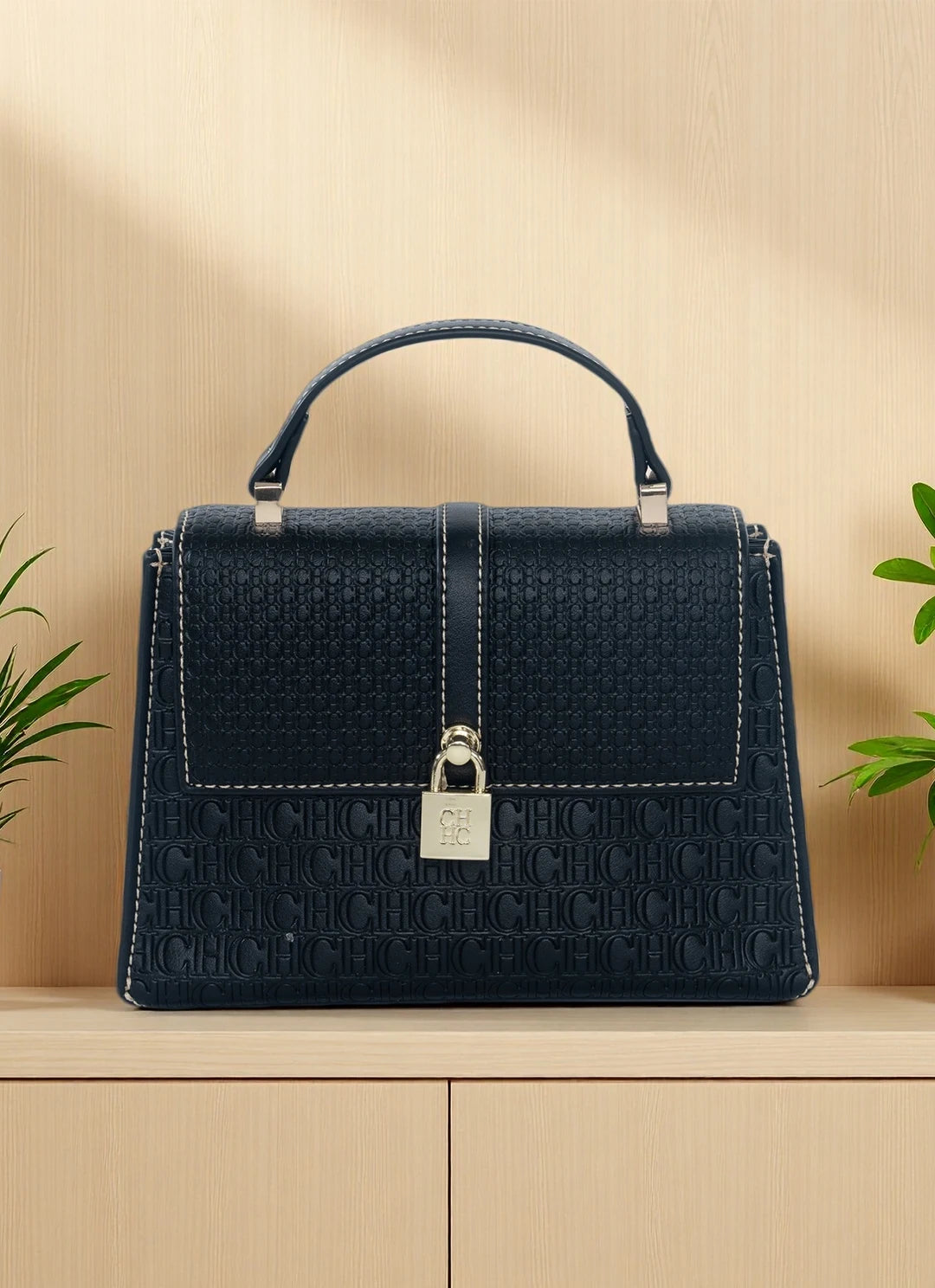CH High Quality Women's Handbag Fashion Compact Letter Print Lock Design 2025 New Trend Solid Color Women's Shoulder Bag
