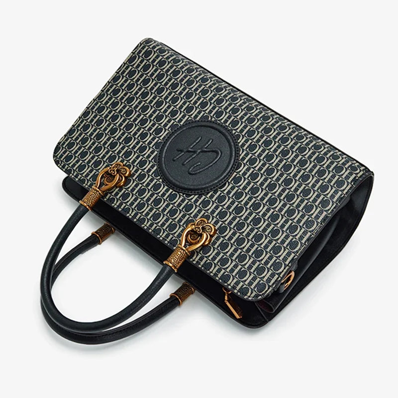 CH Designer Circle Design Light Luxury Brand Monogram Design Crossbody Bag Internal Compartment Multifunctional Women's Tote