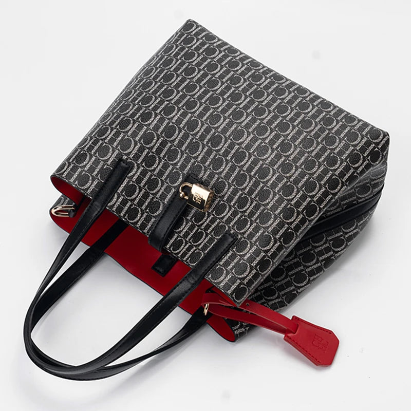 Exquisite High-quality Elegant Large Capacity Letter Bag with Lock Shoulder Bag Creative Design Fashionable and Trendy Commuting Crossbody Bag