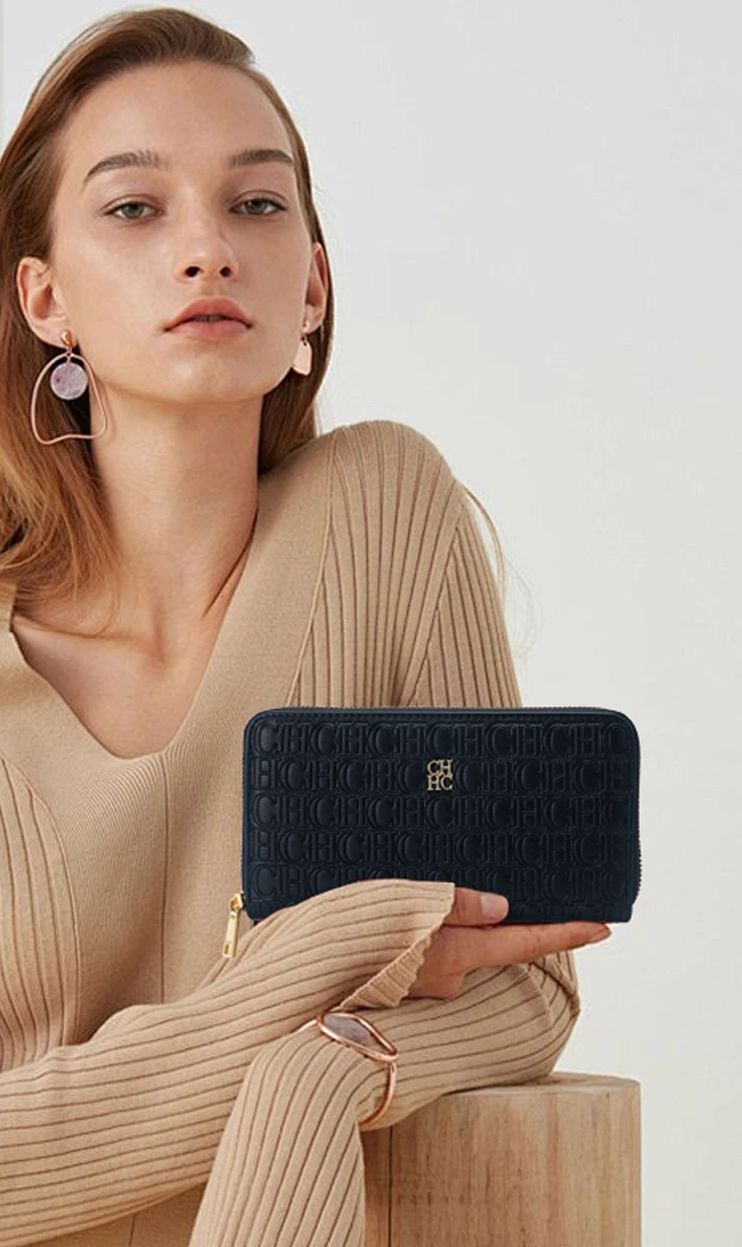 Exquisite High-quality Brand Women's Solid Color Long Wallet with Fashionable and Simple Design Luxurious Temperament Retro Classic Wallet