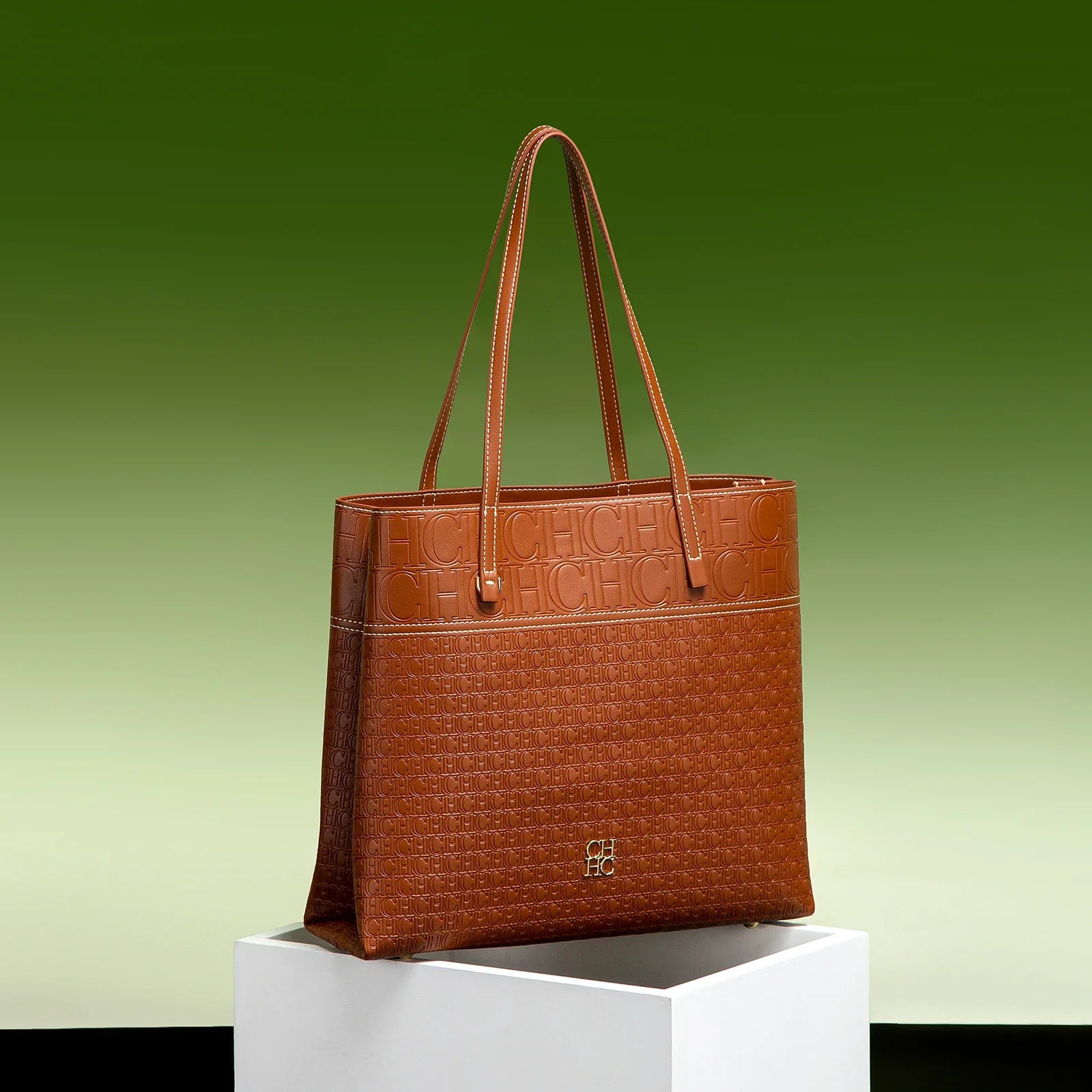 Exquisite Leather Women's Bag with Letter Printing Large Capacity Durable Elegant Fashionable and Casual Women's Shoulder Bag with Base