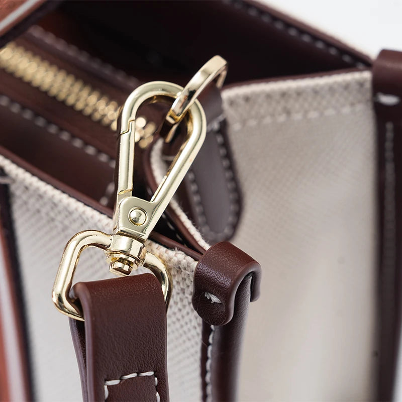 Exquisite and High-quality Women's Handbag Made of High-quality PU Material Durable and Fashionable Boutique Brand Logo Women's Commuting Shoulder Bag